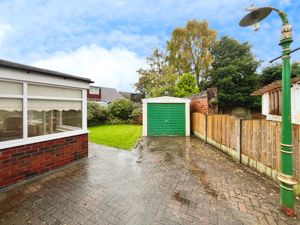 Garage- click for photo gallery